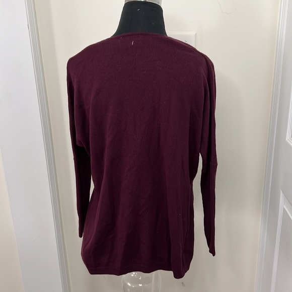 Aritzia Babaton Baylor Front Pockets V-neck Warm Sweater size XS - Picture 6 of 11